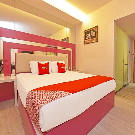 Capital O 90130 Sawadee Hotel Johor Bahru Dış mekan fotoğraf