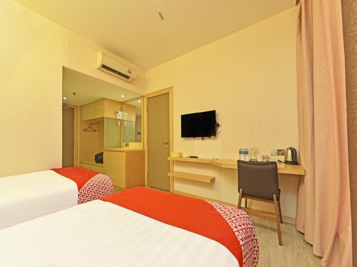 Capital O 90130 Sawadee Hotel Johor Bahru Dış mekan fotoğraf