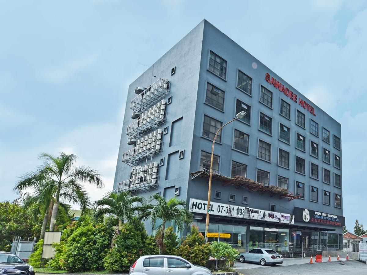 Capital O 90130 Sawadee Hotel Johor Bahru Dış mekan fotoğraf
