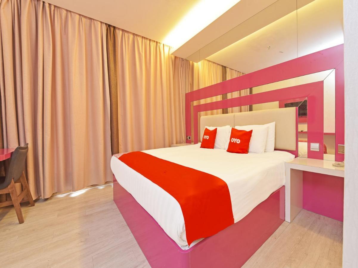 Capital O 90130 Sawadee Hotel Johor Bahru Dış mekan fotoğraf